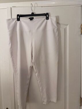 Jones & Co. White size 3X Ponte High-Rise Leggings EUC